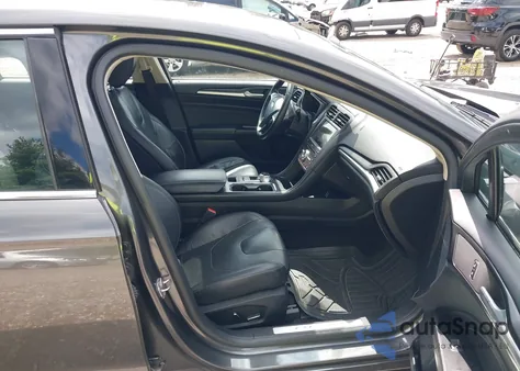 2020 Ford Fusion Titanium из США, поврежденный, VIN 3FA6P0D97LR116854